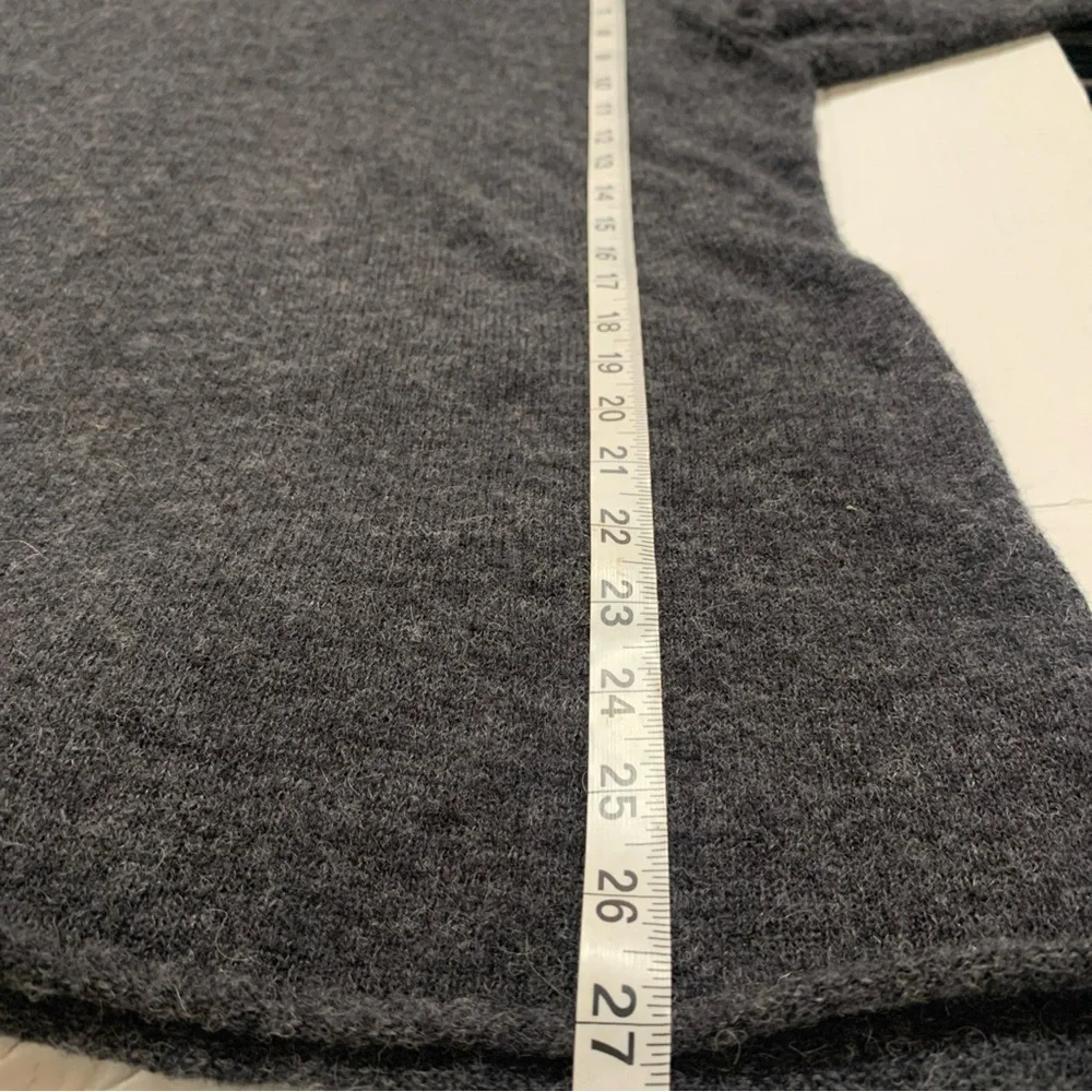 TORY BURCH Gray and Cream Angelina Turtleneck Alpaca Sweater Women’s Size XL - Picture 10 of 13